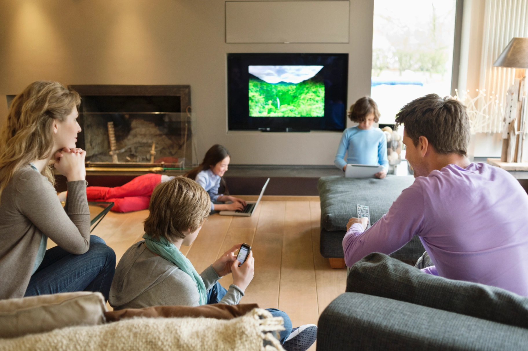 Frequently asked questions about IPTV and internet solutions in UAE